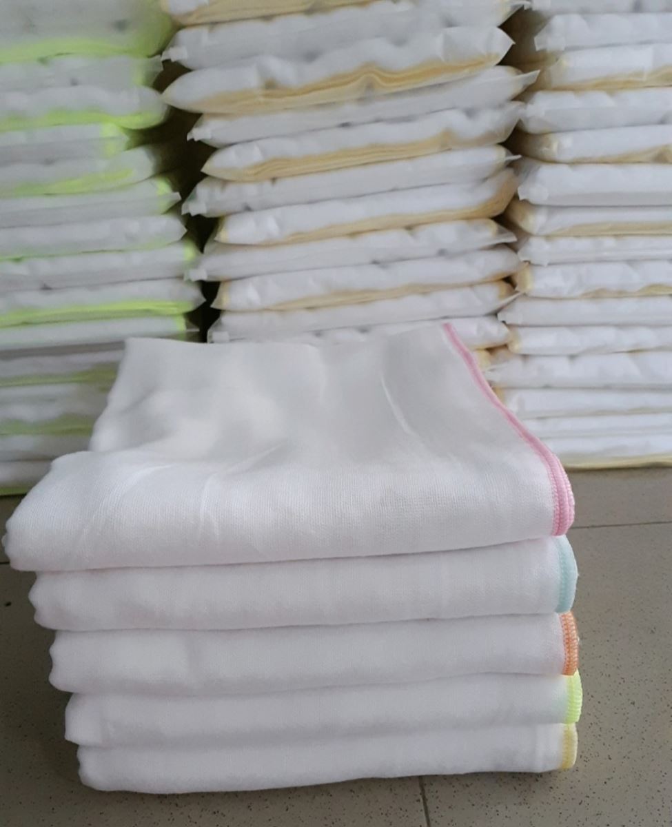 khăn sữa magigo 4 lớp kích thước 25-30 cm